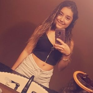 Meet your Posher, Veronica